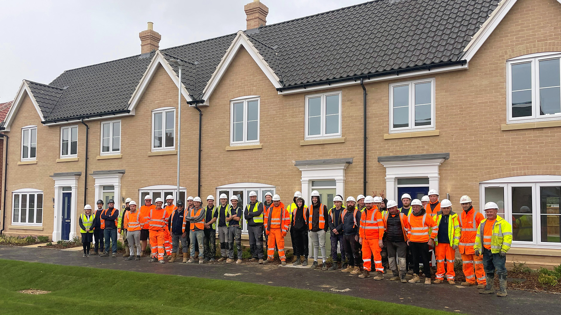 LHET homes, site team at Lawford Green